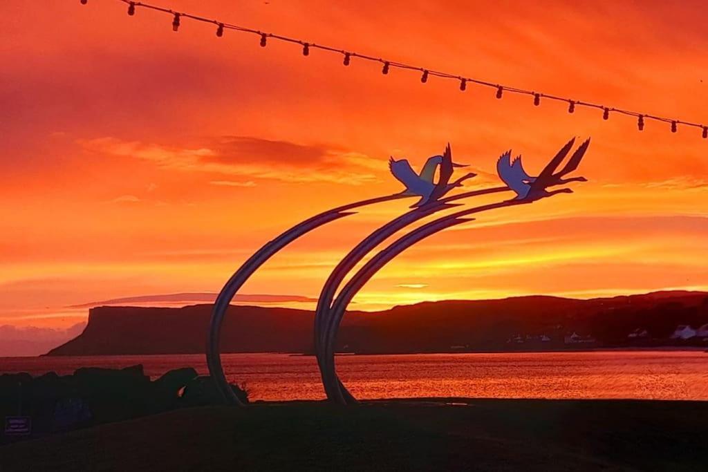 Cashel On The Coast, 3 Bedroom Holiday Home, Ballycastle Bagian luar foto